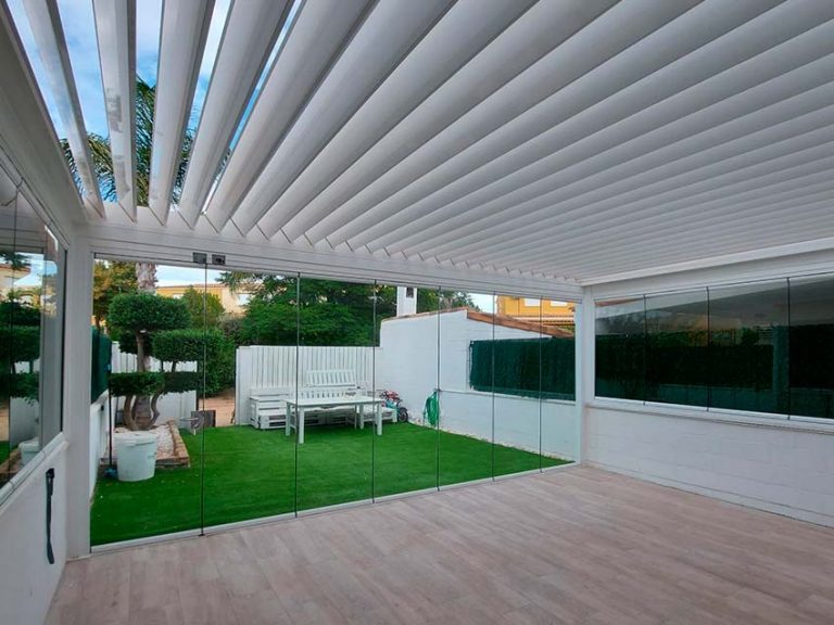 pergola abierta en patio